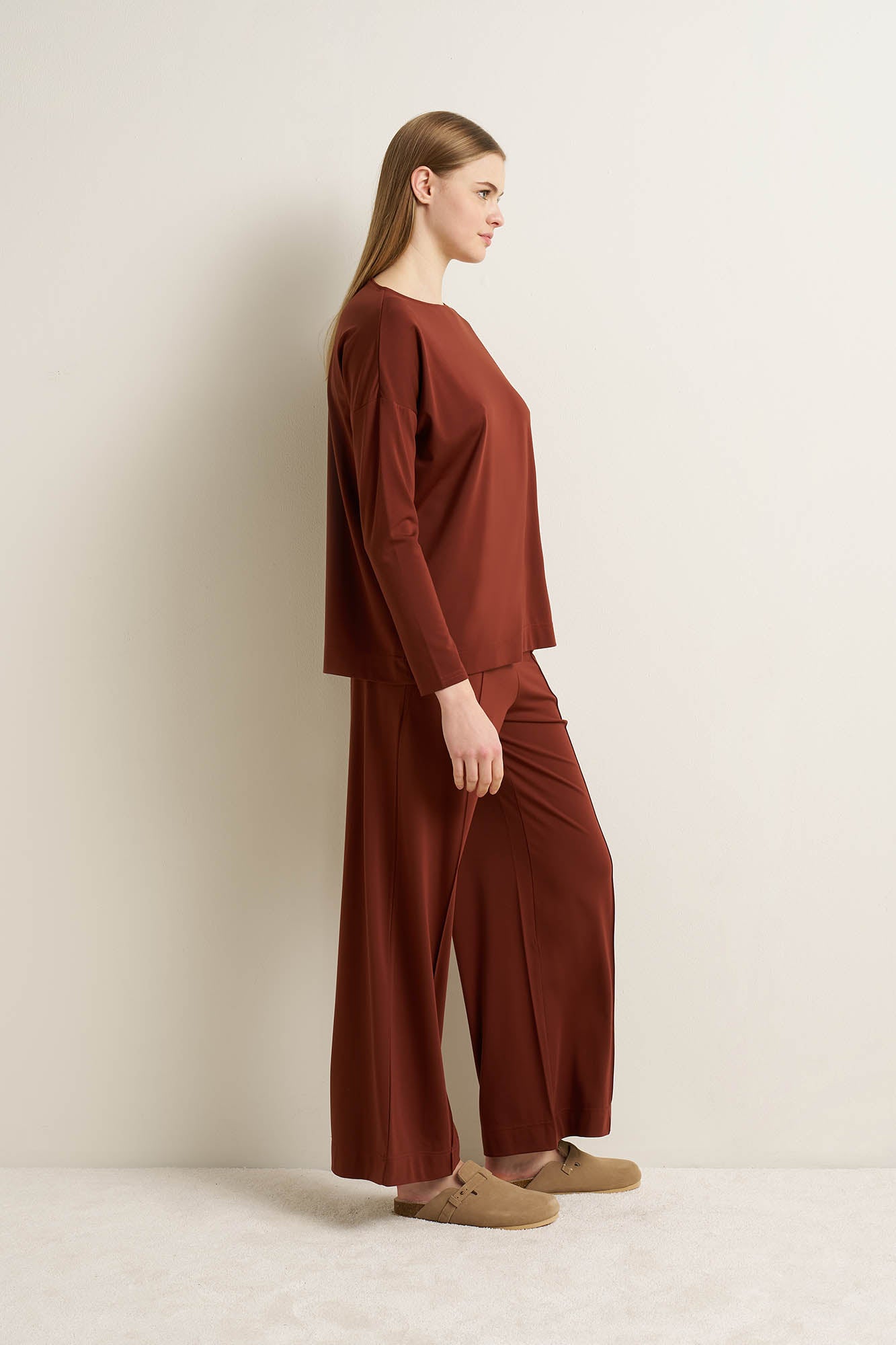 https://assets.vampfashion.com/SOFTONE_TMP_IMAGES/2_0575823129.jpg