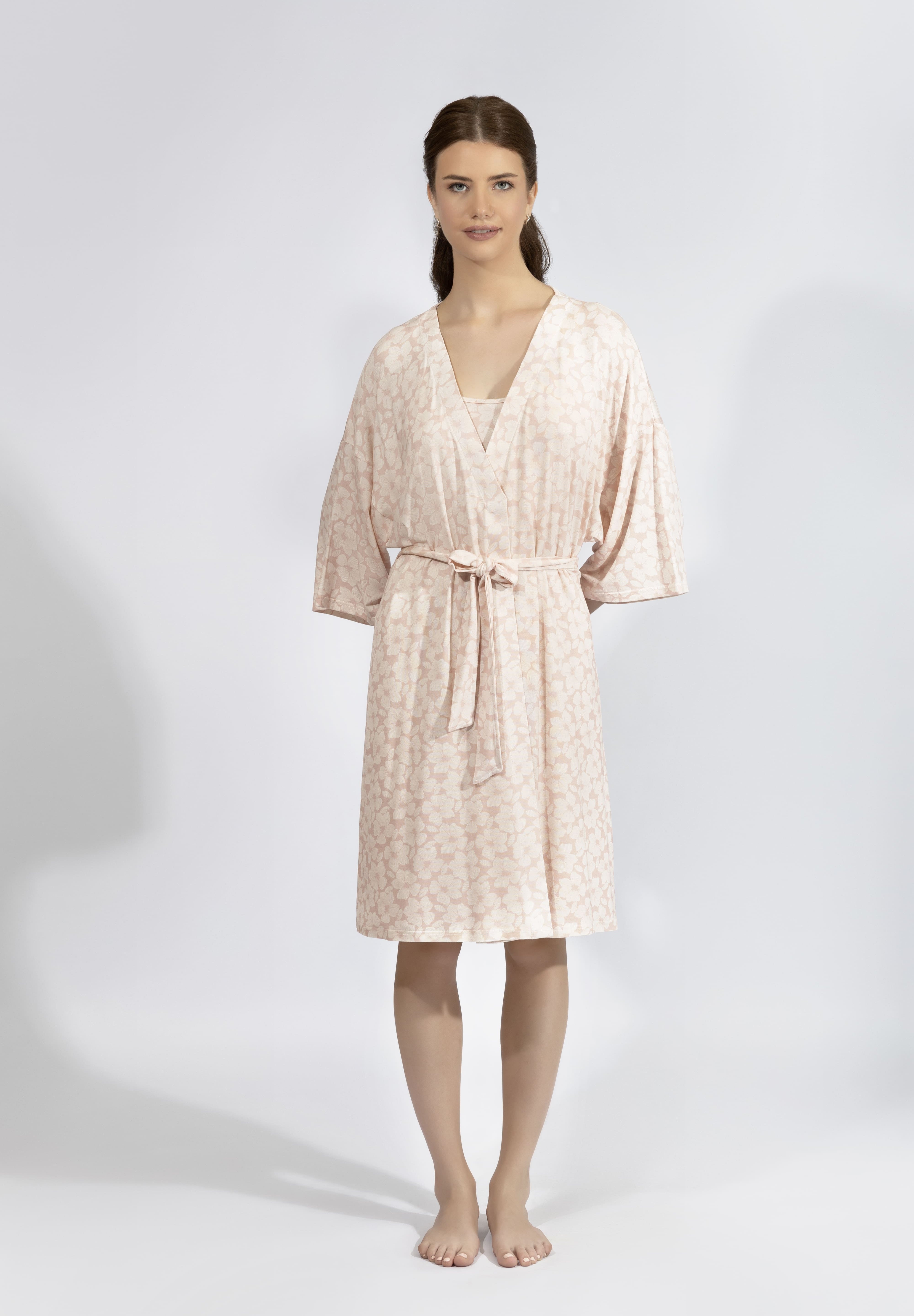 Harmony - Airy 3/4 Sleeve Robe with Dusty Floral Pattern